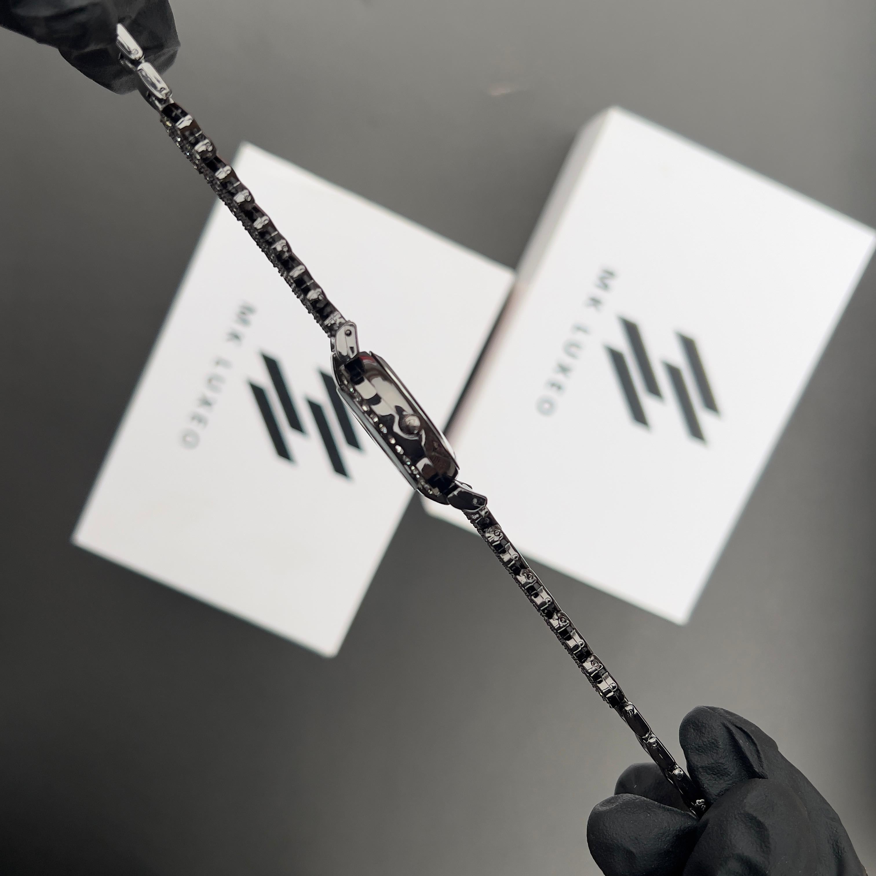 C-D Every moment, defined by Luxe.