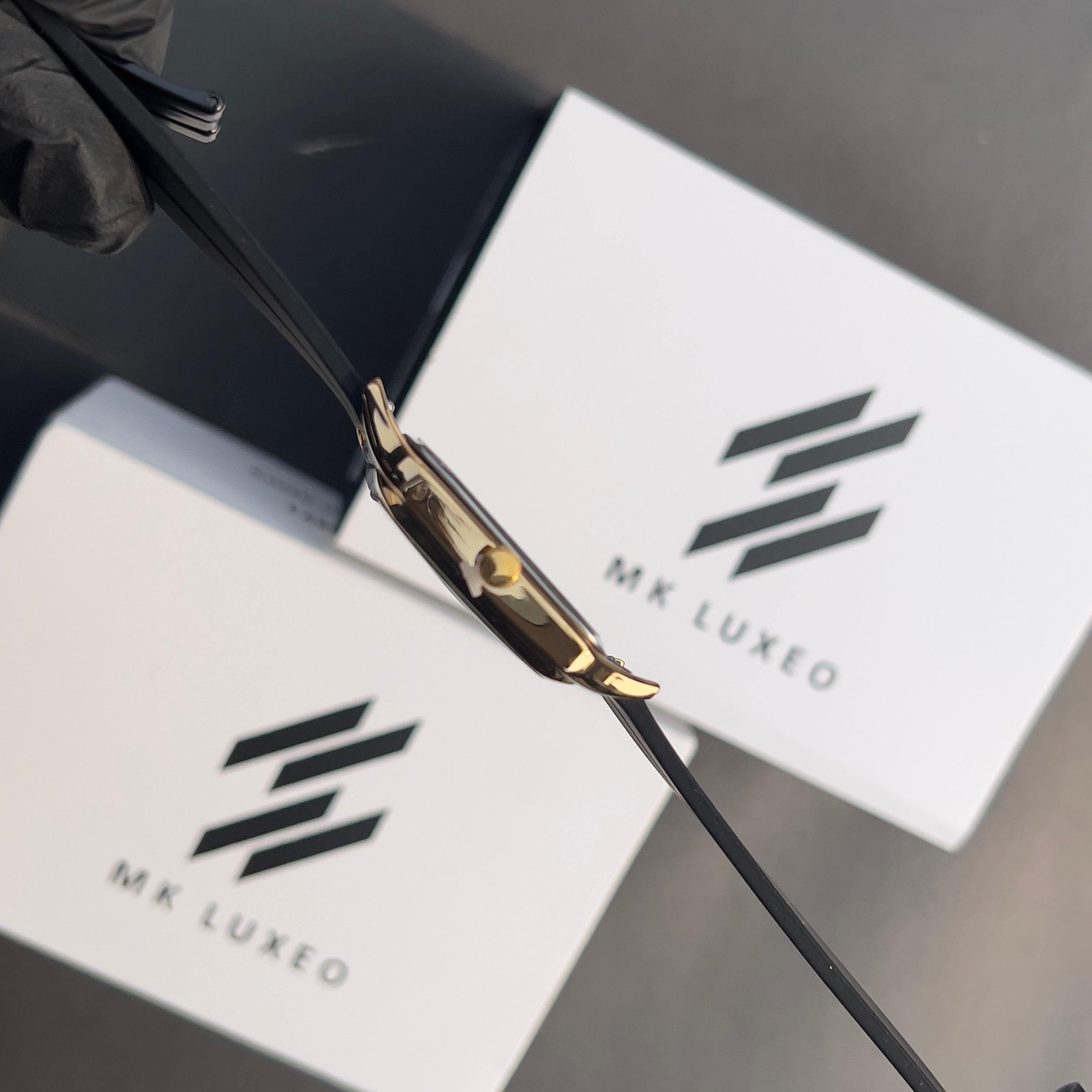 EW - Minimal Look, Maximum Impact.