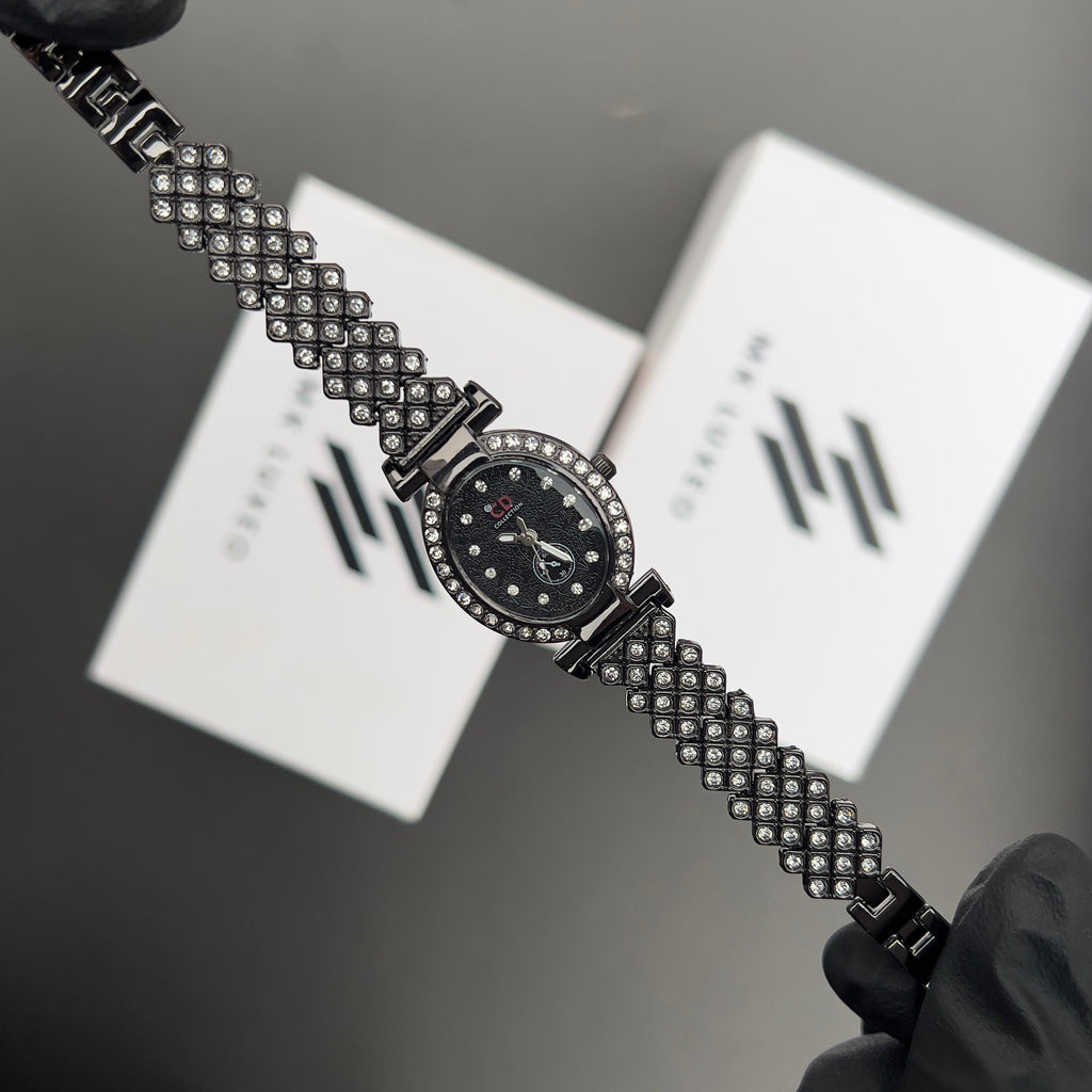 C-D Every moment, defined by Luxe.