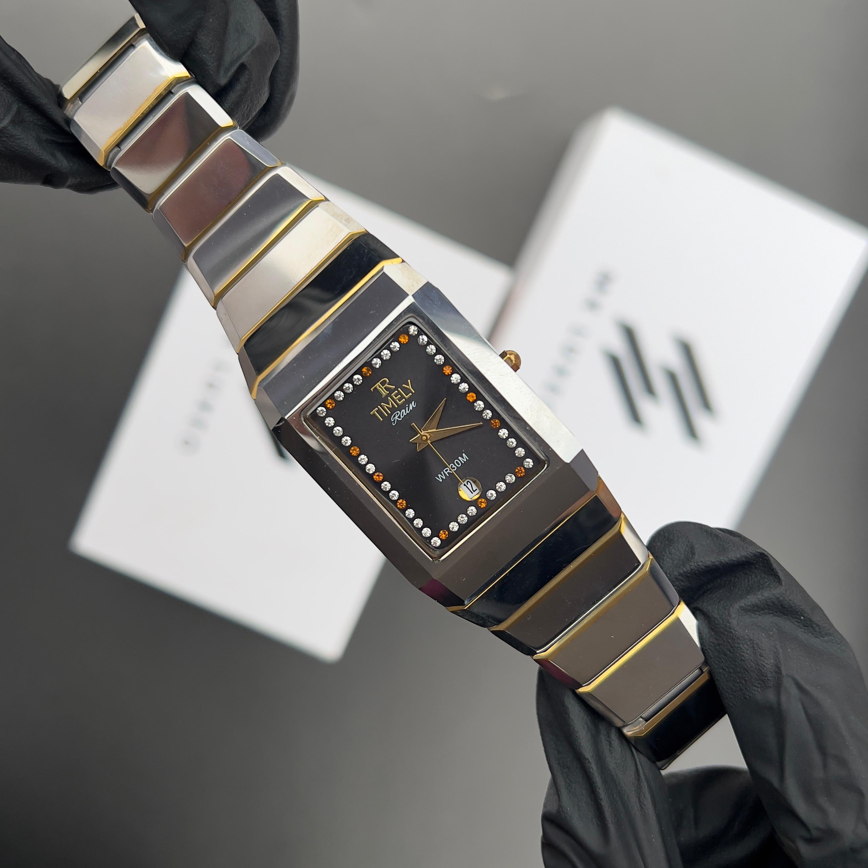 T-R Watches that respect time and tradition.