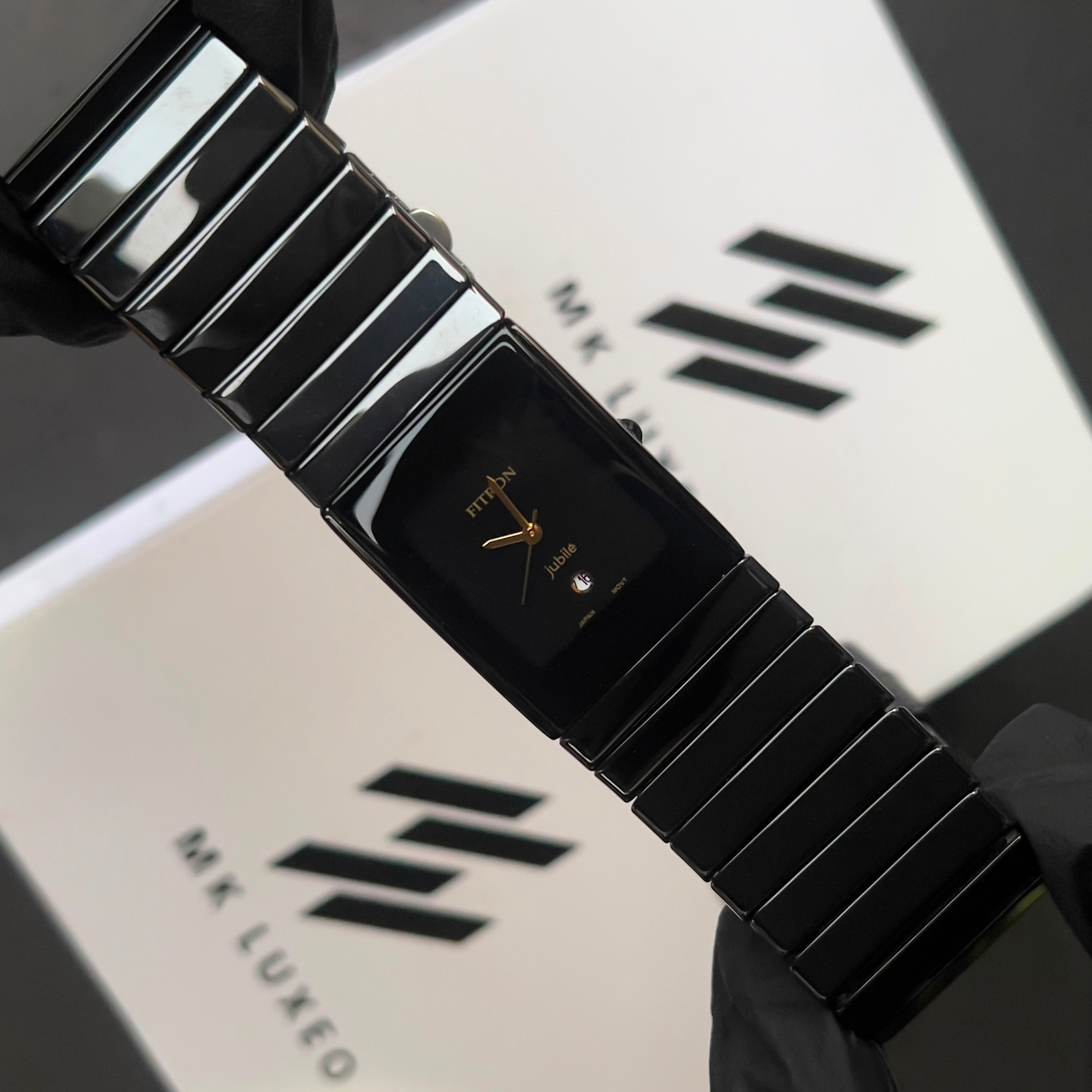 Black Rectangular – Modern Minimal Edition