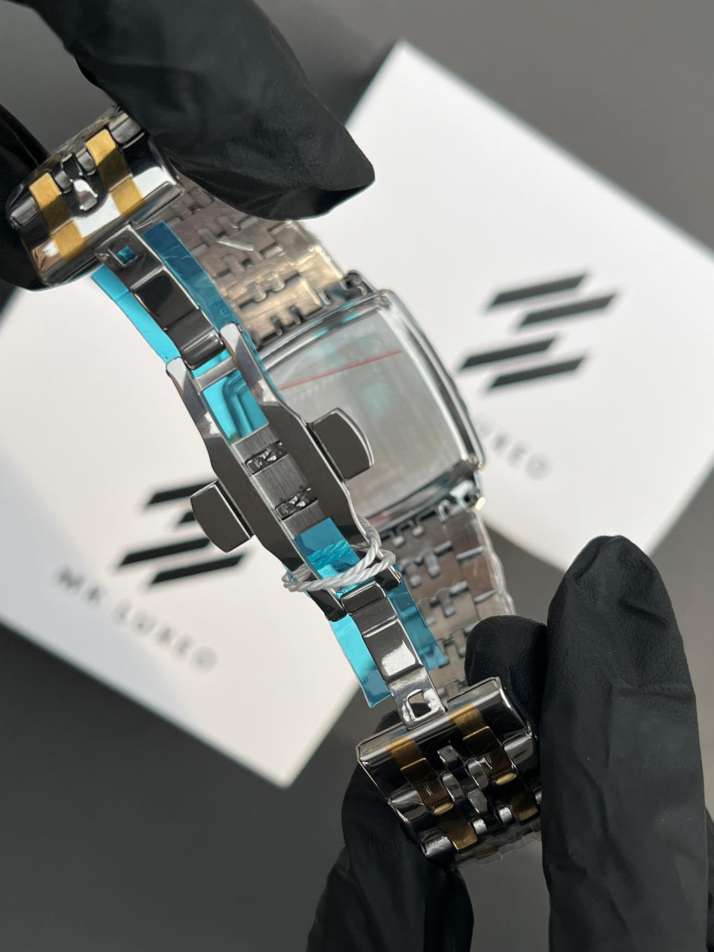 RZN - Elevate your wrist game